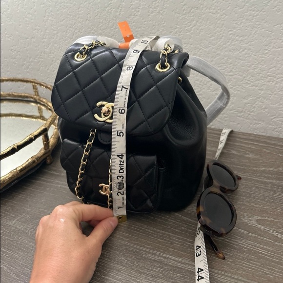 Backpack - Picture 8 of 9